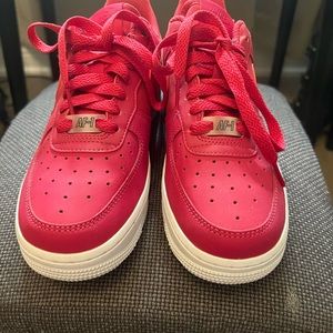 NIKE Air Force One in European Style Hot Pink